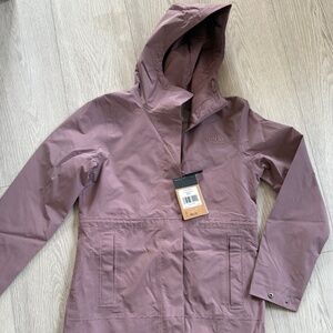 The North Face Women's XS ~ Woodmont Parka Jacket ~ Waterproof DryVent Plum NWT